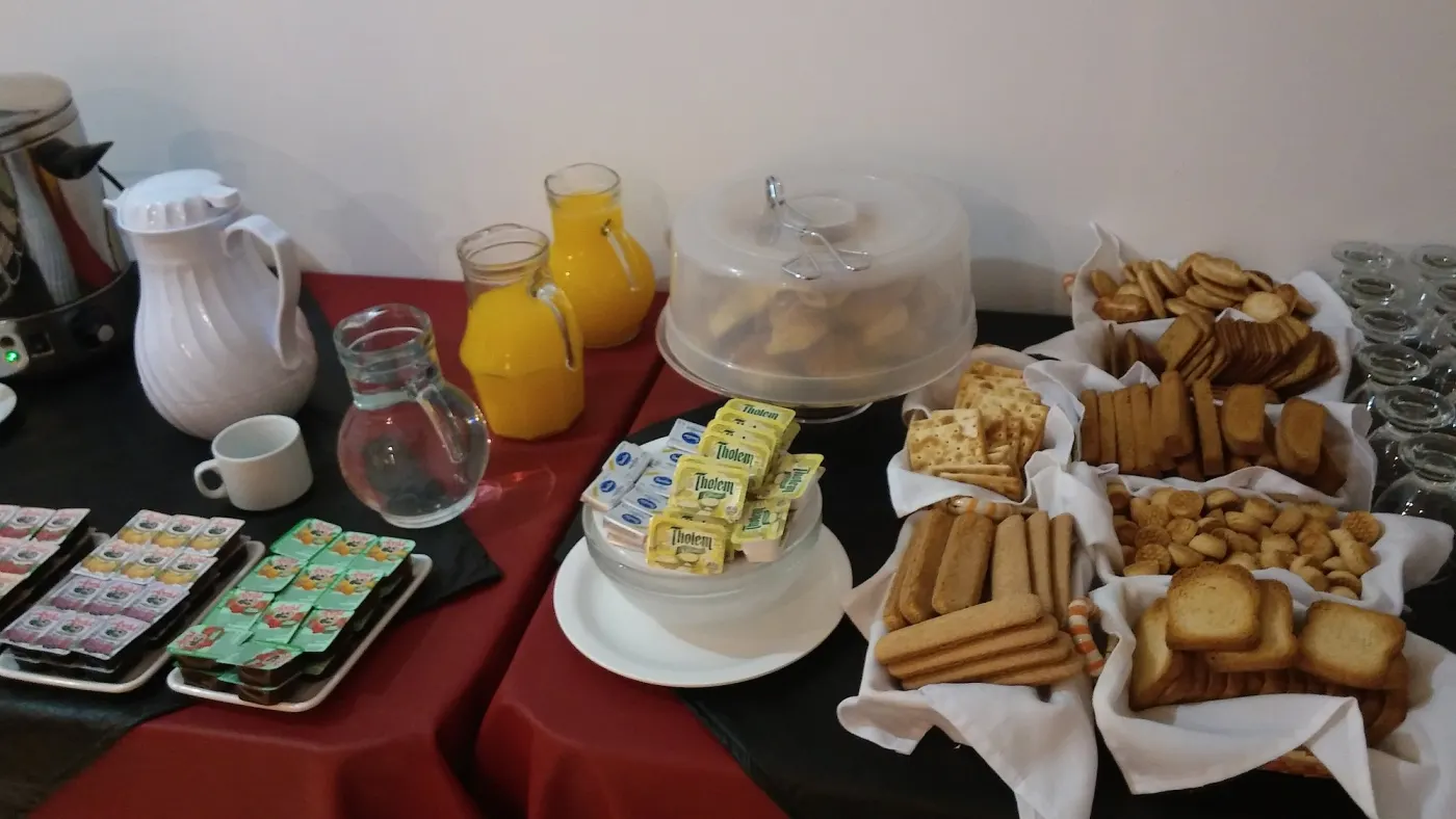 Desayuno buffet del hotel