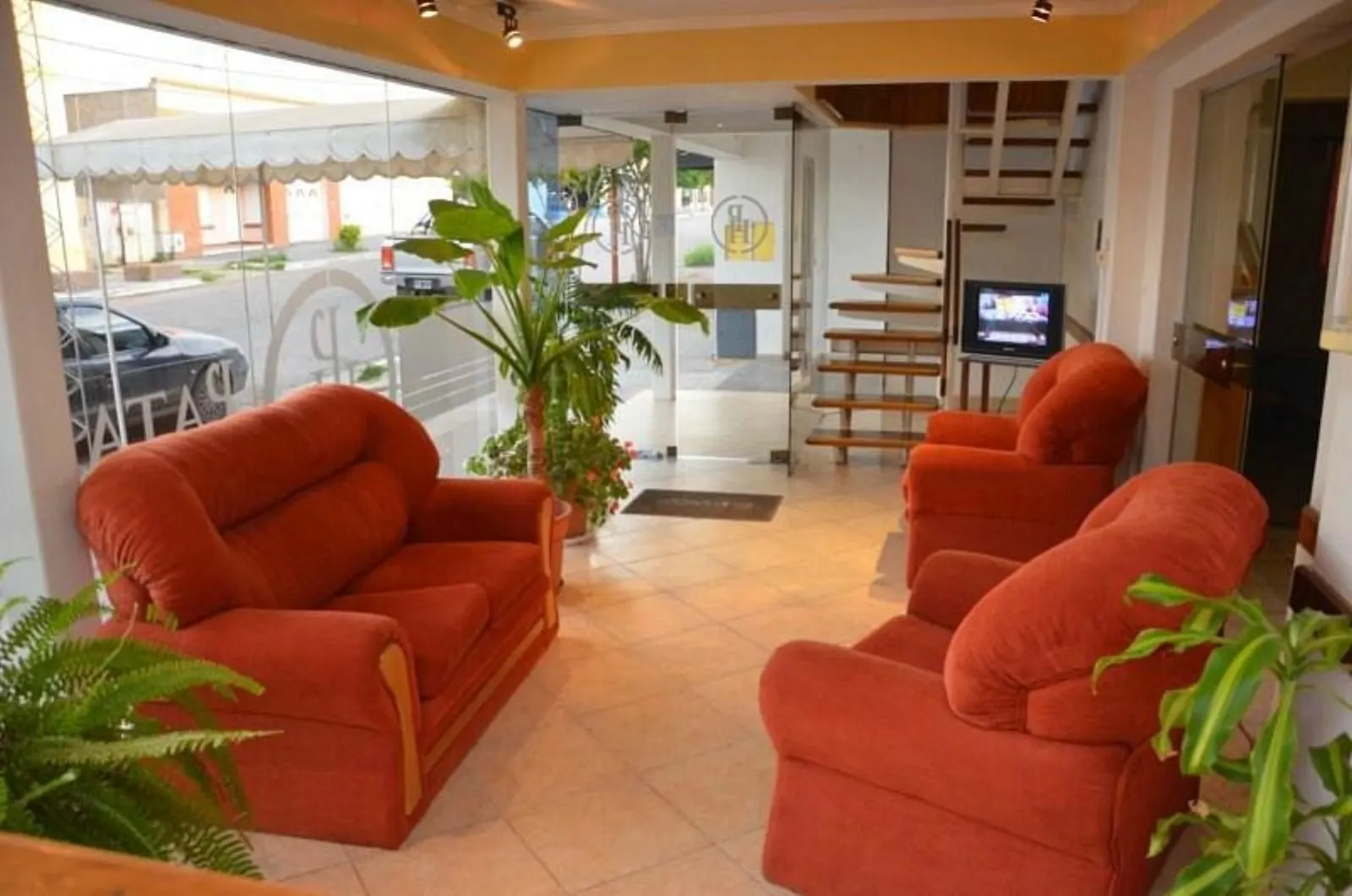 Sala de estar y recepción del Hotel Patagonia